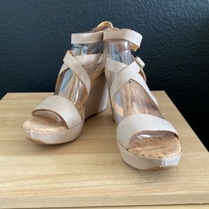NEW Korks Wedge sandals